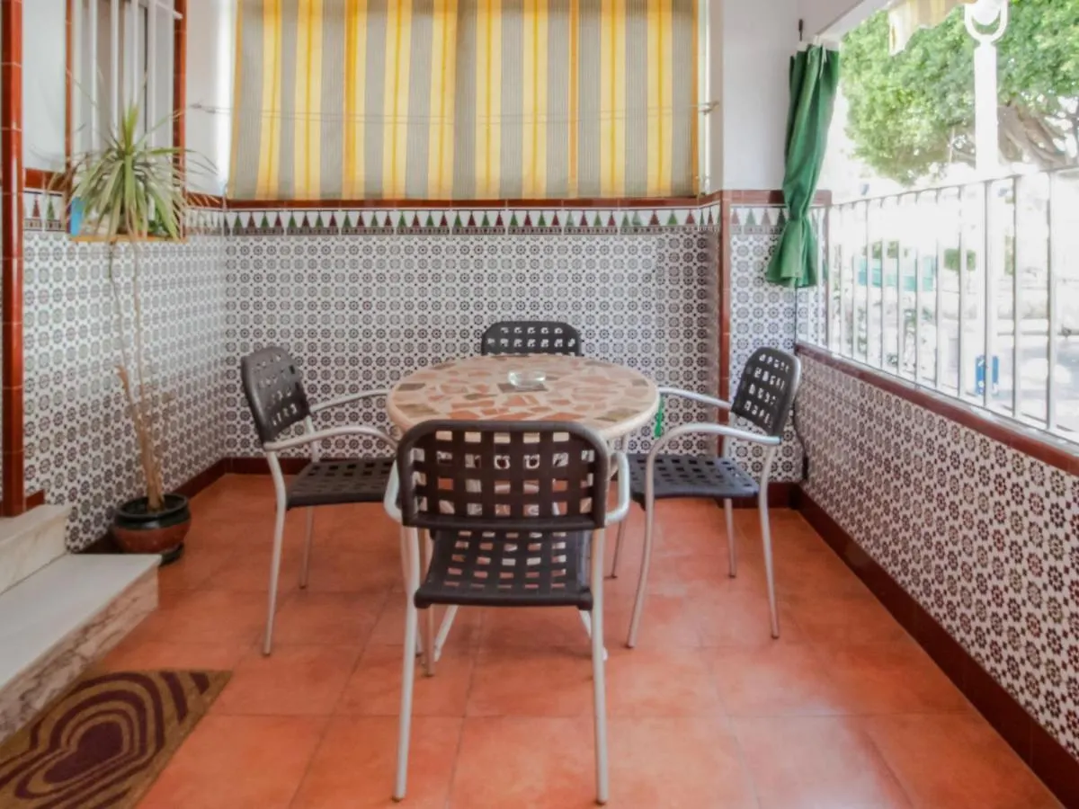 Welcoming Holiday Home In Malaga With Patio Spanien
