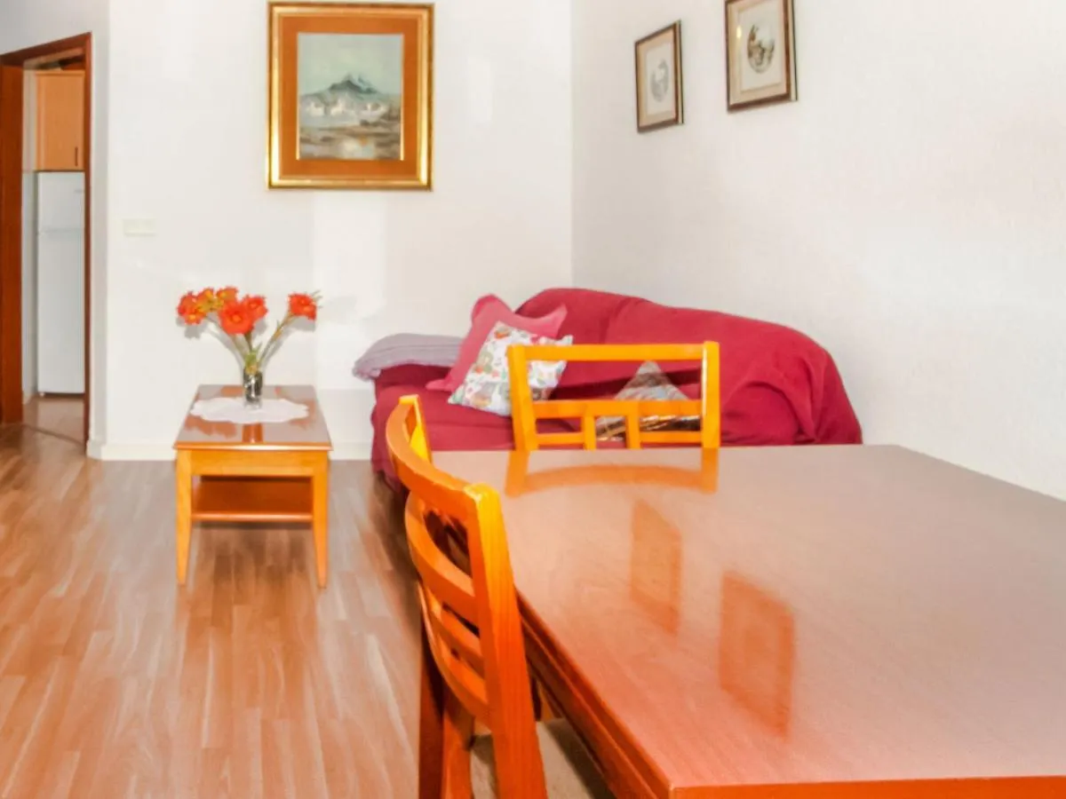 Welcoming Holiday Home In Malaga With Patio Spanien